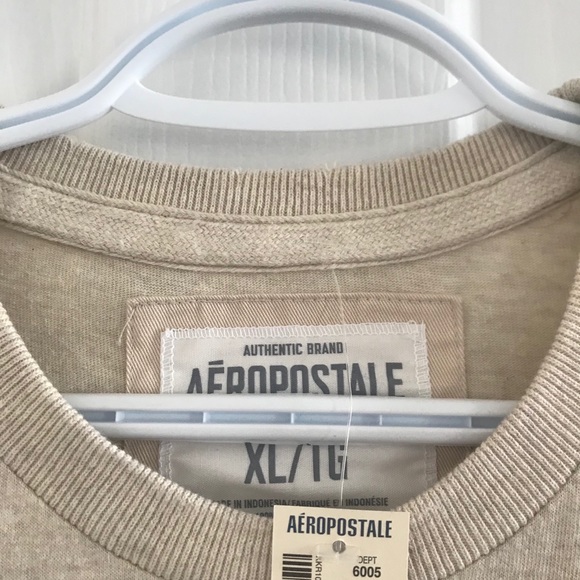 💐Spring Pick💐 Oatmeal Aeropostale Tee - Picture 8 of 9